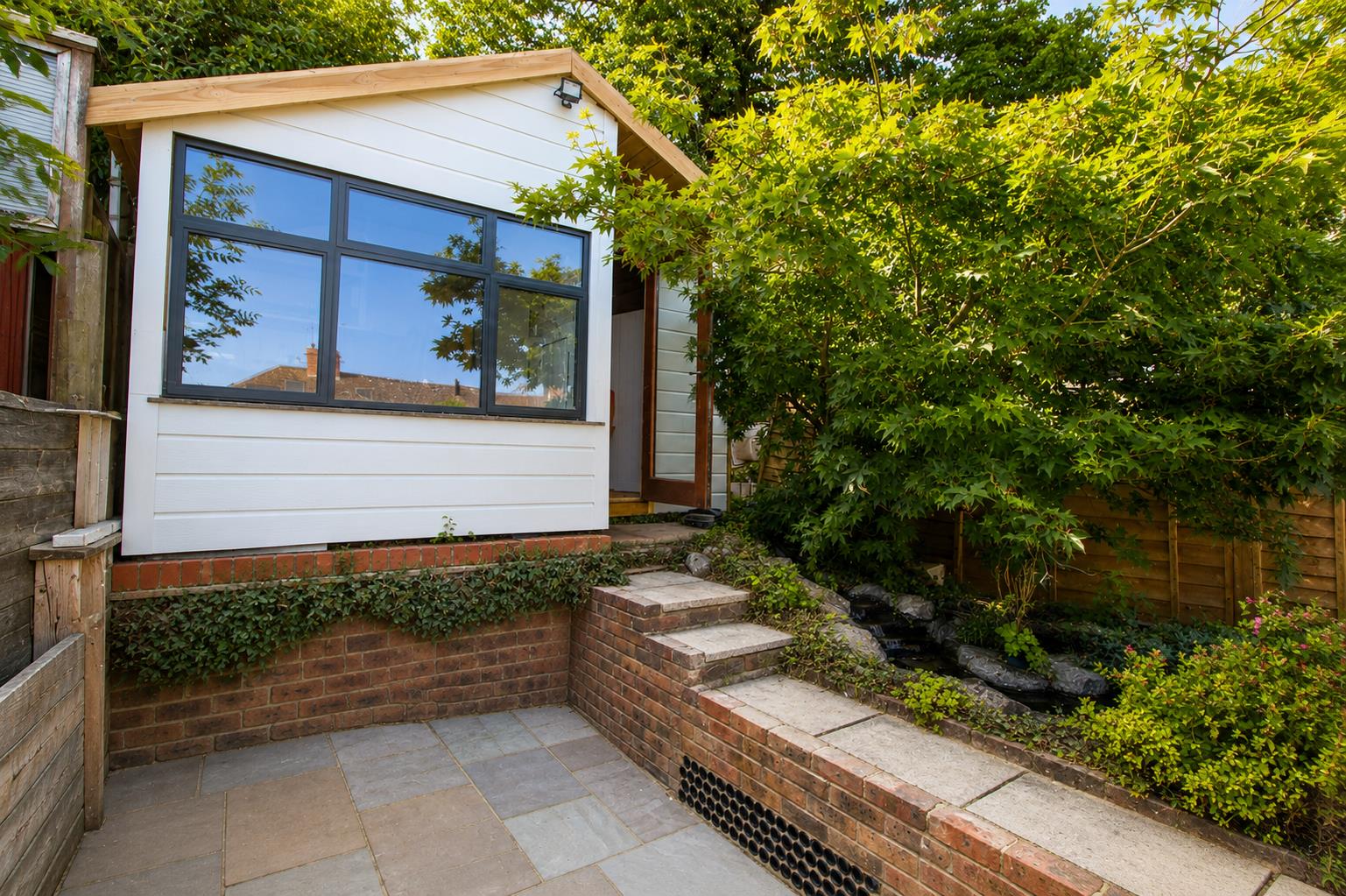 Thirlmere Avenue, Tilehurst, Reading